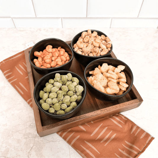 Conjunto Petisqueira Porta Aperitivos Cerâmica e Base Madeira