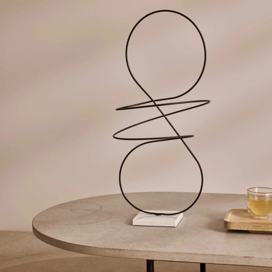 Escultura Abstrata Em Metal Preto 50cm