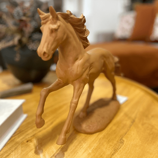 Escultura Cavalo Em Polirresina Marrom