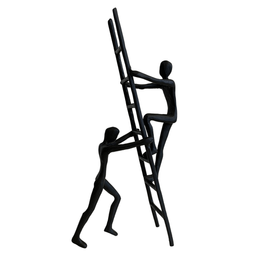 Escultura Homens na Escada em Metal Preto Mart