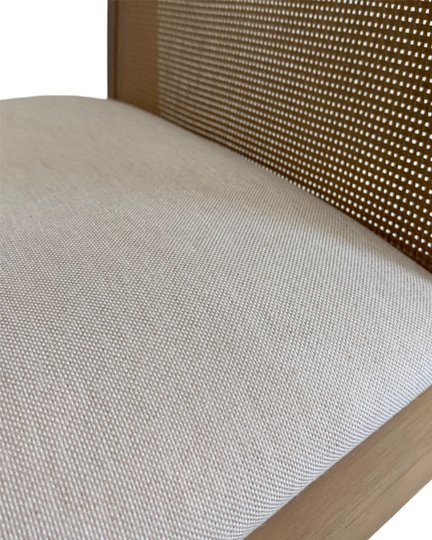 Banqueta Artisoli Iris Encosto Em Tela E Assento Estofado Linho