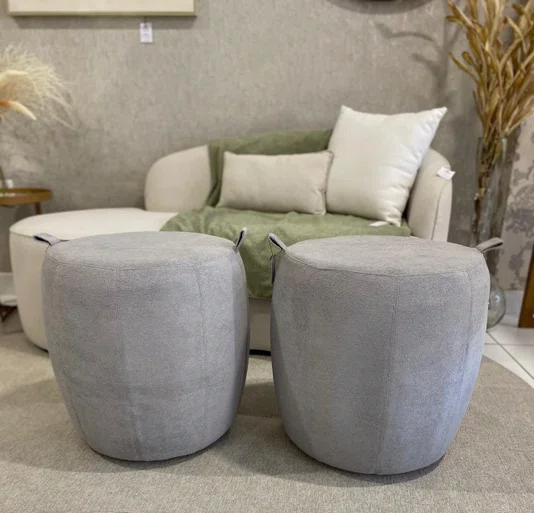 PUFF DECORATIVO TOULON COM ALÇA 50CM