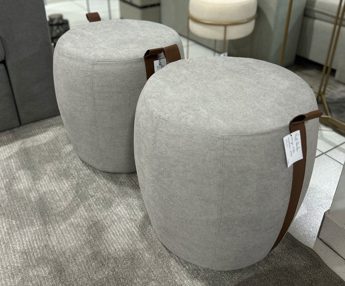 Puff Decorativo Toulon Cinza Tec 2186 Com Alça Couro 50cm Puff Decorativo Toulon Cinza Tec 2186 Com Alça Couro 50cm