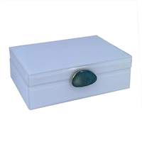 Caixa Porta Joias Madeira E Vidro Branco Detalhe Pedra G 24,5cm