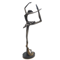 Decoração Escultura Bailarina De Resina Preta Com Espelhos