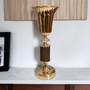 Castiçal Em Metal Decorativo Dourado Com Pedra