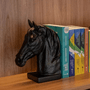 Escultura Aparador Cavalo De Livros Em Resina Preto