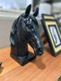 Escultura Aparador Cavalo De Livros Em Resina Preto