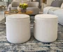 Puff Decorativo Dallas Bouclê Off-White Com Alça Lateral